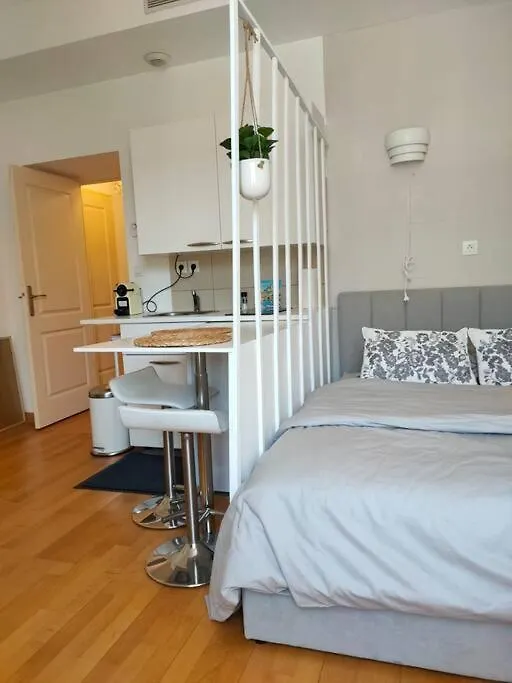 Charmant Studio Quai Joliette Marsella Apartamento